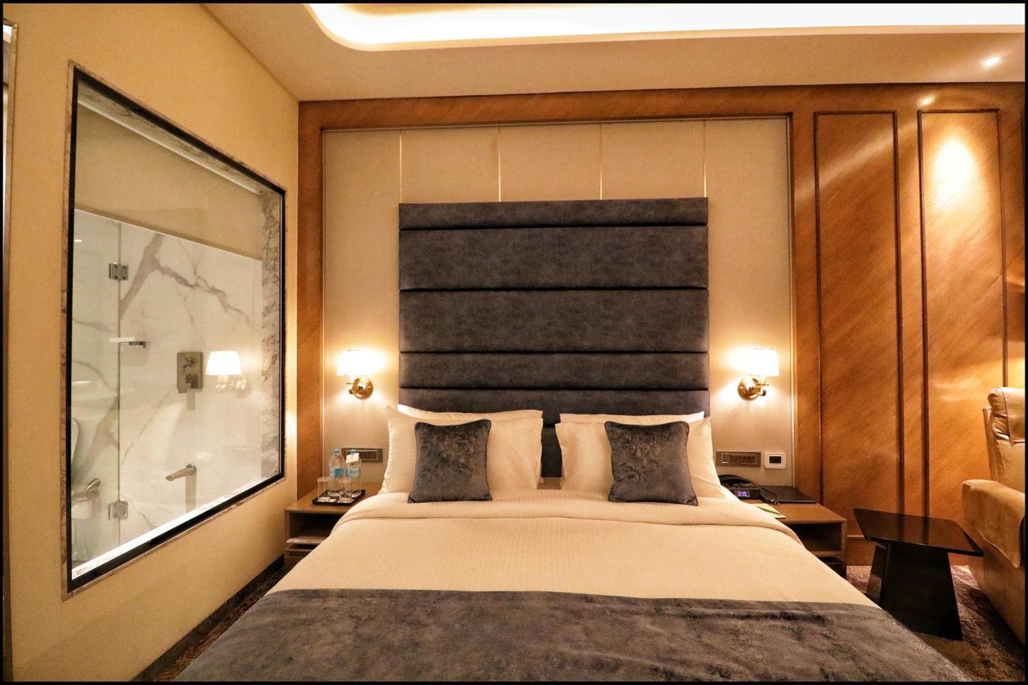 Sayaji Pune Wakad Экстерьер фото